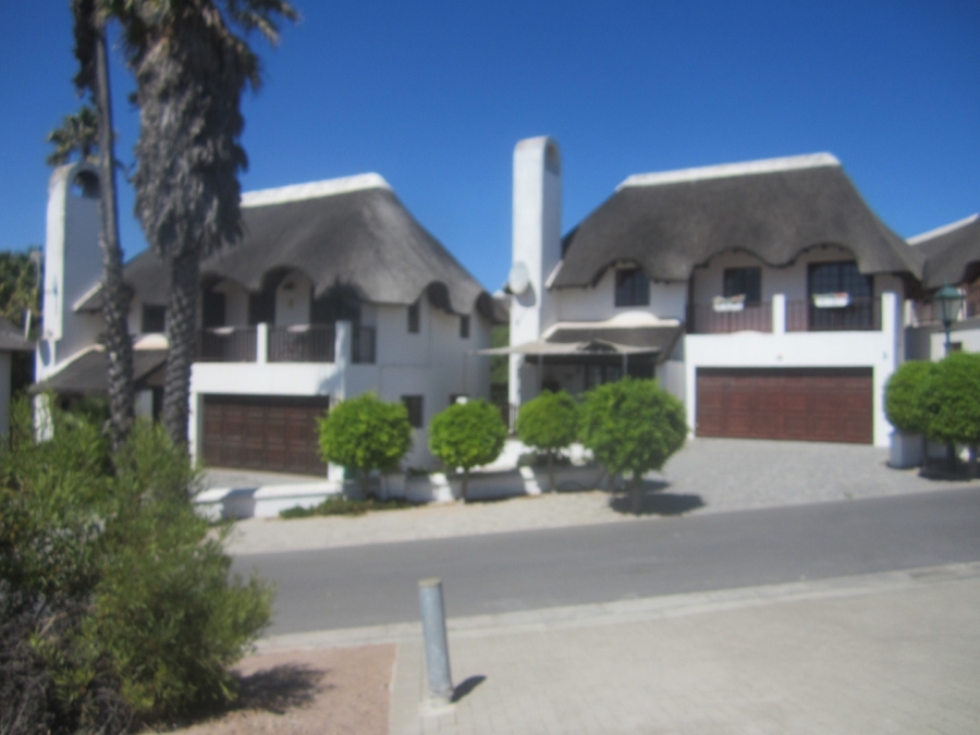 To Let 4 Bedroom Property for Rent in Shelley Point Western Cape